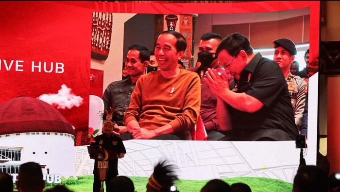 Kepala BIN: Aura Pak Jokowi Sebagian Sudah Pindah ke Pak Prabowo. (Detik).