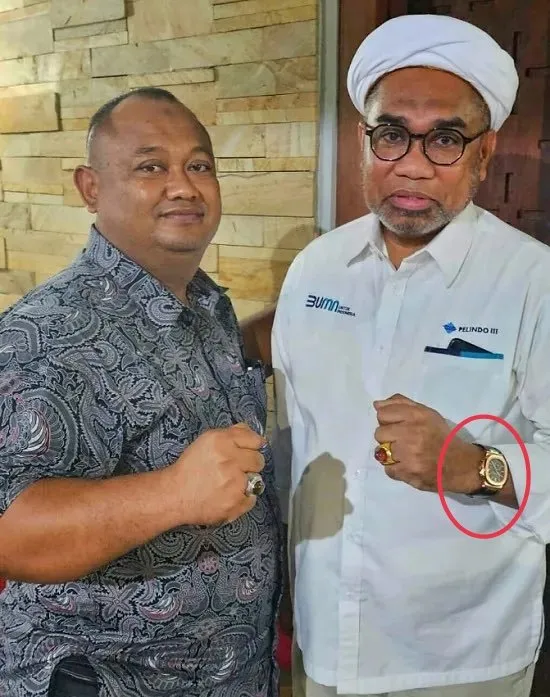 Terciduk Pakai Jam Tangan Seharga Rp2,5 M, Ngabalin 