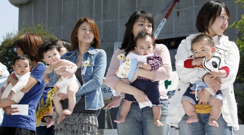 Ibu dan anak di Jepang (Faktanews)