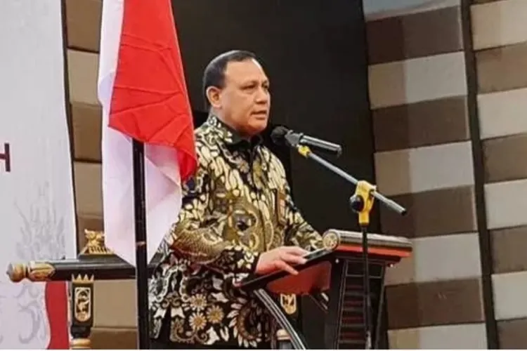 Heboh Dugaan Hubungan Firli Bahuri dengan Wanita S, KPK Menjawab  foto:harianhaluan.com