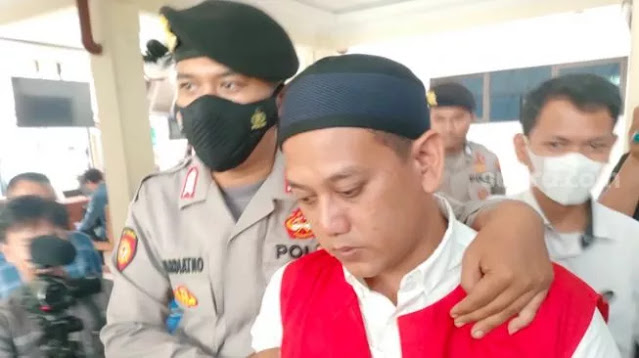 Hakim Vonis Mati Pembunuh Anak Kandung di Depok Jawa Barat. (Istimewa).