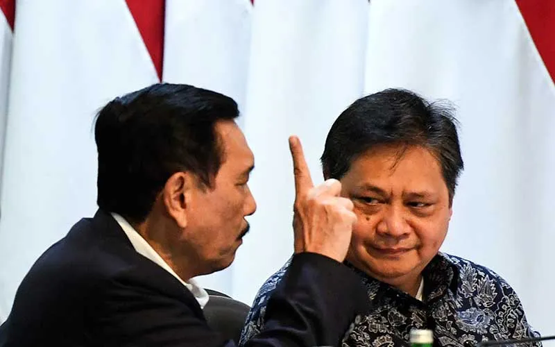 Luhut Binsar Padjaitan dan Airlangga Hartarto (Bisnis)