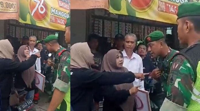 Aksi Aparat Halangi Keluarga Korban Kanjuruhan Temui Jokowi Dikecam. (Tangkapan Layar Video Viral).