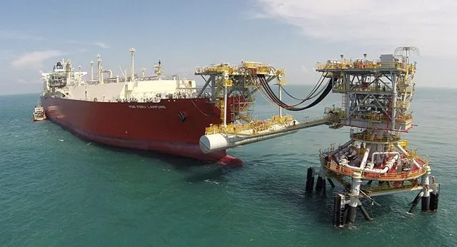 Ilustrasi: Fasilitas Floating Storage and Regasification Unit (FSRU). (GCaptain)