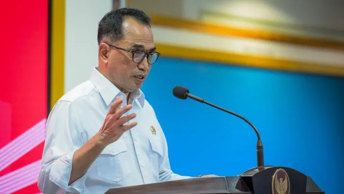 Mantan Menteri Perhubungan Budi Karya Sumadi. (Setpres via Detik)