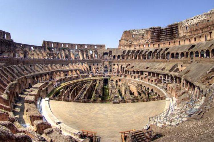 Colosseum Roma Italia yang viral karena banyak tikus (Ist)