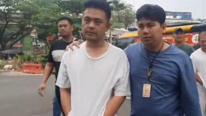Diringkus, Pesulap Oge Arthemus Disebut Tanam Ganja Sejak Maret 2023. (Tribun).