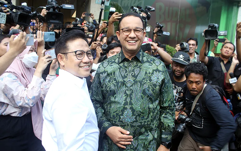 Ketua Umum Partai Kebangkitan Bangsa (PKB) yang juga bakal calon wakil presiden Muhaimin Iskandar bersama bakal calon presiden dari Koalisi Perubahan Anies Baswedan menggelar pertemuan di kantor DPP PKB, Jakarta, Senin (11/9/2023). Hasil pertemuan ini disampaikan oleh Cak Imin. Dia menyebut pertemuan ini juga digunakan sebagai momen saling mengenal antara Anies dan jajaran PKB. Robinsar Nainggolan