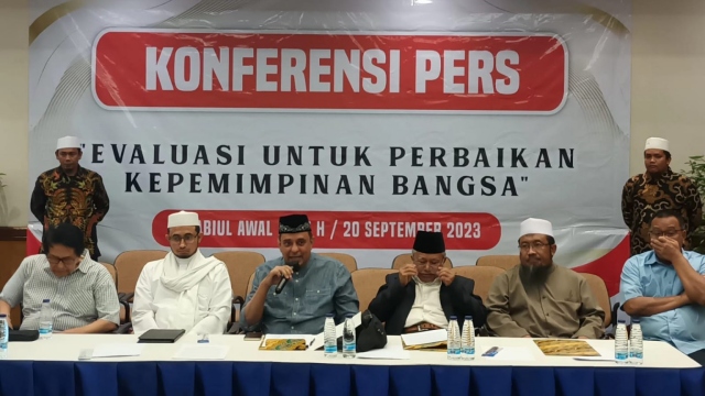 GNPF, FPI & PA 212 Sampaikan Mosi Tidak Percaya pada Presiden Jokowi. (Gelora).