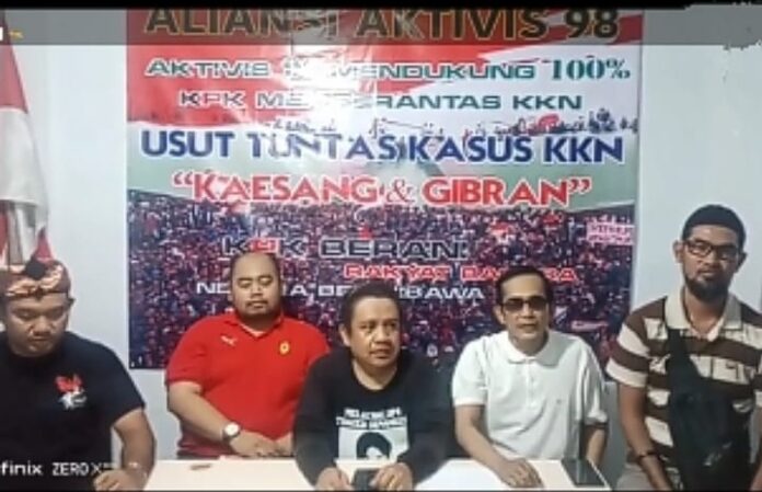 Aktivis 98 mendesak turunkan Jokowi dan tolak pemilu 2024. (Dok.JakartaSatu.com)
