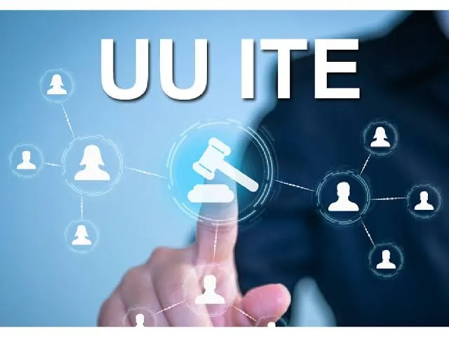Ilustrasi UU ITE (Gramedia)