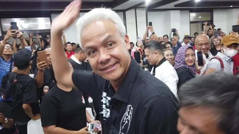 Capres Ganjar Pranowo saat menghadiri Sarasehan Nasional Gerakan Mahasiswa Nasionalis Indonesia (GMNI) di Jakarta, Kamis (28/12/2023).
