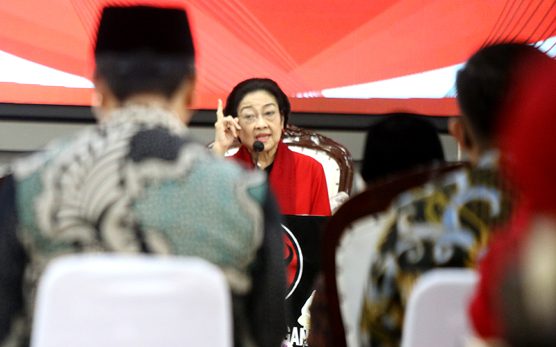 Menurut Megawati Soekarnoputri Ketua Umum PDI-P, partai ini bisa mencapai usia 51 tahun hari ini karena besarnya kekuatan rakyat, bukan karena presiden ataupun menteri sekalipun diucapkan di Sekolah Partai PDI Perjuangan, kawasan Lenteng Agung, Jakarta Selatan, pada Rabu (10/1/2024). HUT ke-51 PDIP mengusung tema Satyam Eva Jayate yang berarti kebenaran pasti menang. PDIP menggelar HUT kali ini dengan sederhana dan hanya mengundang 51 tamu undangan VVIP untuk hadir di ruang utama. Robinsar Naing