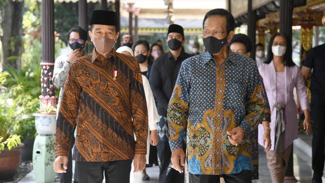 Sri Sultan HB X Nyatakan Ada Obrolan Politik saat Bertemu Jokowi. (Biro Pers Sekretariat Presiden).