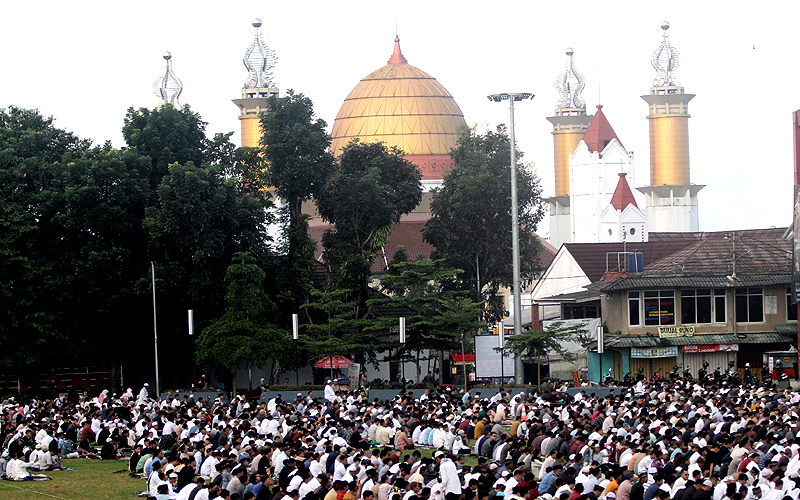 Shalat Idul Fitri di Lapang Merdeka Sukabumi