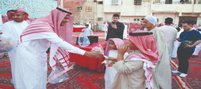 Tradisi unik tukar kado di Arab Saudi, kado yang dibungkus dengan cinta (Foto: SPA)