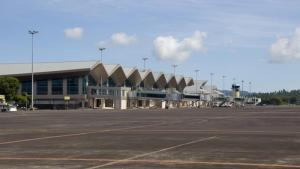 Erupsi Gunung Ruang, Bandara Sam Ratulangi Tutup
