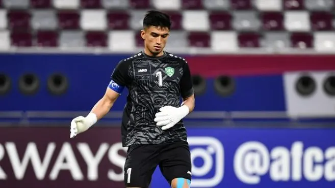 Kiper Uzbekistan Abduvohid Nematov saat duel antara Timnas Indonesia dengan Uzbekistan di semifinal Piala Asia U-23 di Stadion Abdullah bin Khalifa, Doha, Qatar, Senin (29/4/2024). (Foto: Instagram)