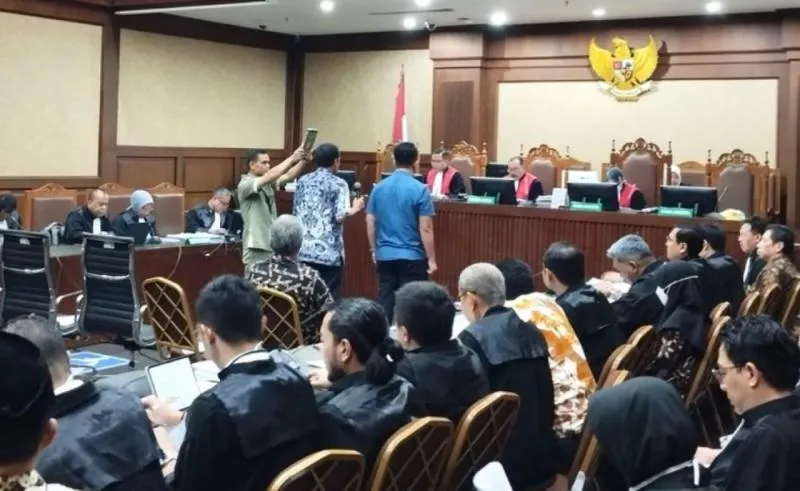 Terkait Temuan Kasus Proyek Tol MBZ, Saksi Diminta Rp 10,5 M untuk BPK. (Realita).