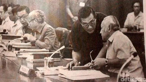 Ali Wardana mentri keuangan jaman Era Soeharto foto detik.com