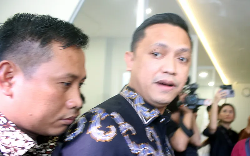 Politisi PDIP Ronny Tallapessy. Robinsar Nainggolan