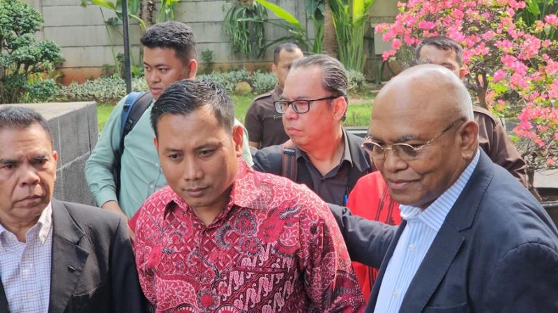 Staf Sekjen PDIP Hasto Kristiyanto, Kusnadi Penuhi Panggilan KPK. (Jawa Pos).