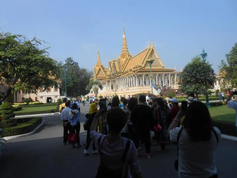 Istana Kamboja  , Kominfo Memutus Akses Internet ke dan dari Kamboja serta Filipina Foto:teemit.com