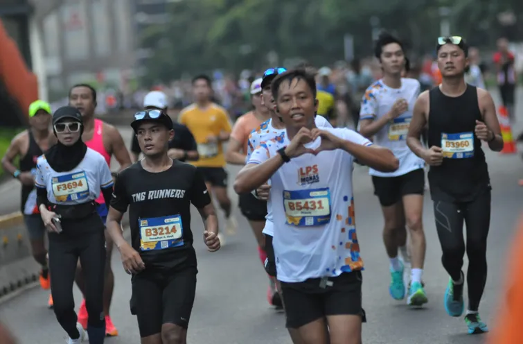Ilustrasi lomba lari. Peserta LPS Half Maraton