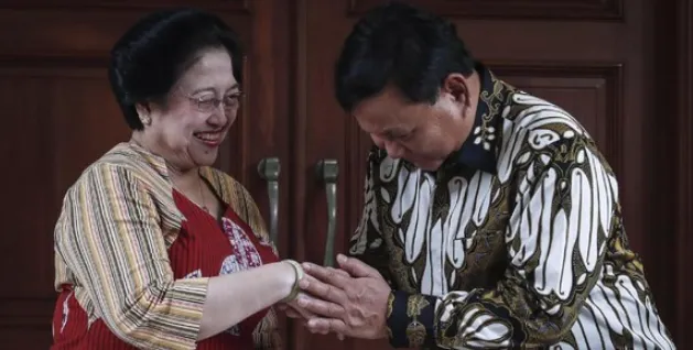 Ilustrasi: Presiden RI ke-5 Megawati Sukarnoputeri dan Presiden RI Terpilih ke-8 Prabowo Subianto. (CNN Indonesia)