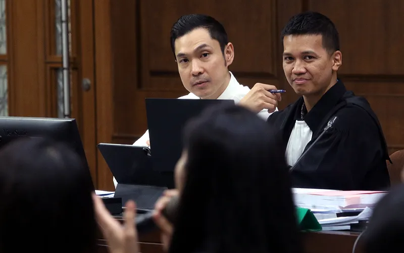 Artis Sandra Dewi menjadi saksi dalam sidang perkara dugaan korupsi pengelolaan tata niaga komoditas timah di wilayah Izin Usaha Pertambangan (IUP) di PT Timah Tbk, Kamis (10/10/2024). Terdakwa Harvey Moeis disebut menyimpan ratusan gram logam mulia atas nama istrinya, Sandra Dewi, di safe deposit box salah satu bank swasta. Robinsar Nainggolan