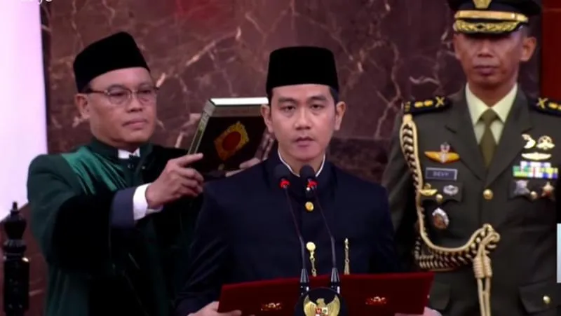 Ketika Gibran & Kaesang Disoraki di Acara Pelantikan Presiden & Wapres. (Tangkapan Layar Youtube Sekretariat Presiden)