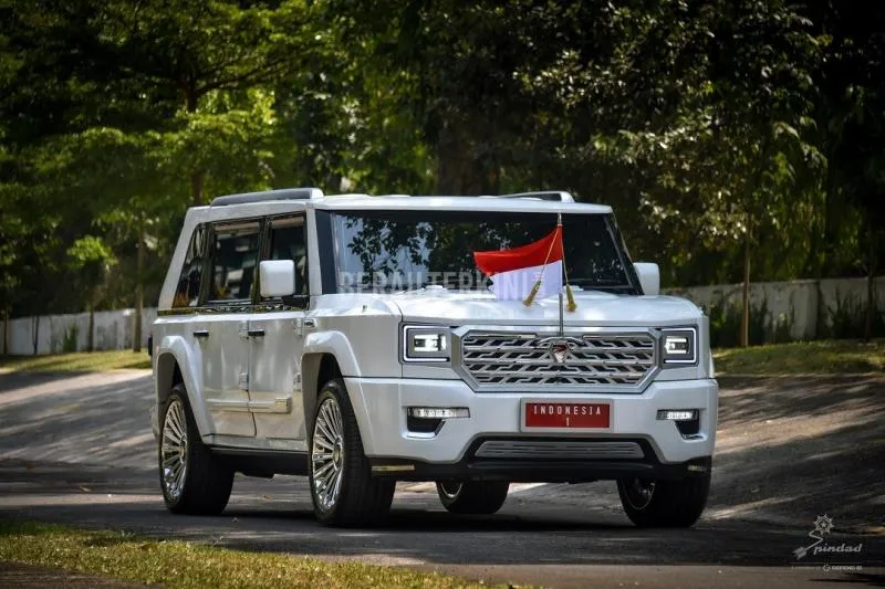 MV3 Garuda Limousine, Kendaraan terbaru produksi industri pertahanan dalam negeri yang digunakan oleh Presiden Terpilih, Prabowo Subianto dan Wakil Presiden Terpilih, Gibran Rakabuming Raka. (Foto: PT Pindad)