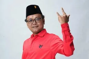 PDIP: Blusukan Jokowi untuk Amankan Gibran dan Kaesang