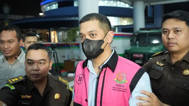 Tersangka Kasus Pertamina, Anak Riza Chalid Jadi Broker Minyak Mentah. (Doc Kejagung).