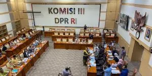 DPR Sebut Febrie Adriansyah Harus Dihukum Seberat-beratnya