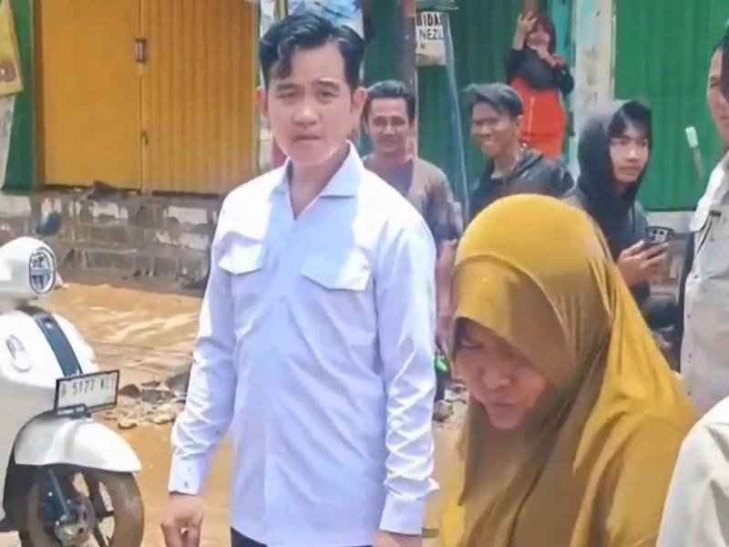 Tolak Bantuan Wapres Gibran, Ibu-ibu Korban Banjir Bekasi: Males! (Ist)