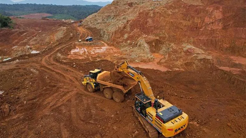 Operasional perusahaan tambang nikel di Morowali. Foto: Bloomberg