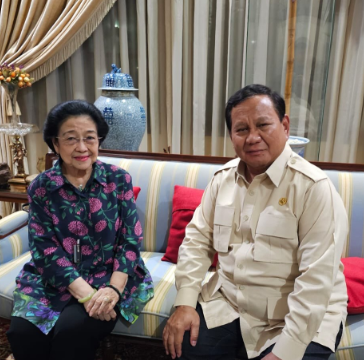 Pertemuan Presiden RI dan Ketua Umum Gerindra Prabowo Subianto dengan Ketua Umum PDI Perjuangan Megawati Sukarnoputeri berlangsung di Menteng, Jakarta Ousat, Senin (7/4/2025). (Instagram: /@sufmi_dasco)