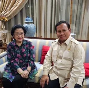 Rocky Sebut Londo Ireng Jadi Simbol Pengkhianat, Mega Simpan Dendam
