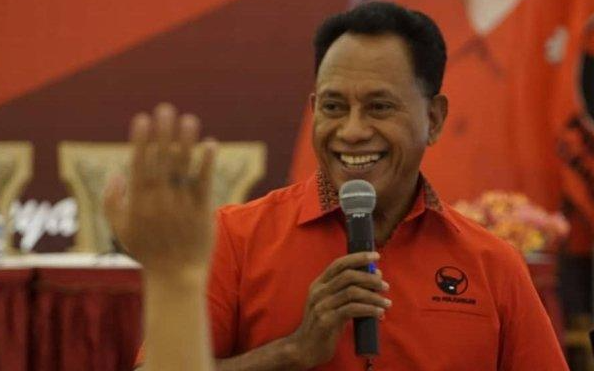 Ketua DPP PDI Perjuangan Bidang Kehormatan Komarudin Watubun. (Tribunnews)