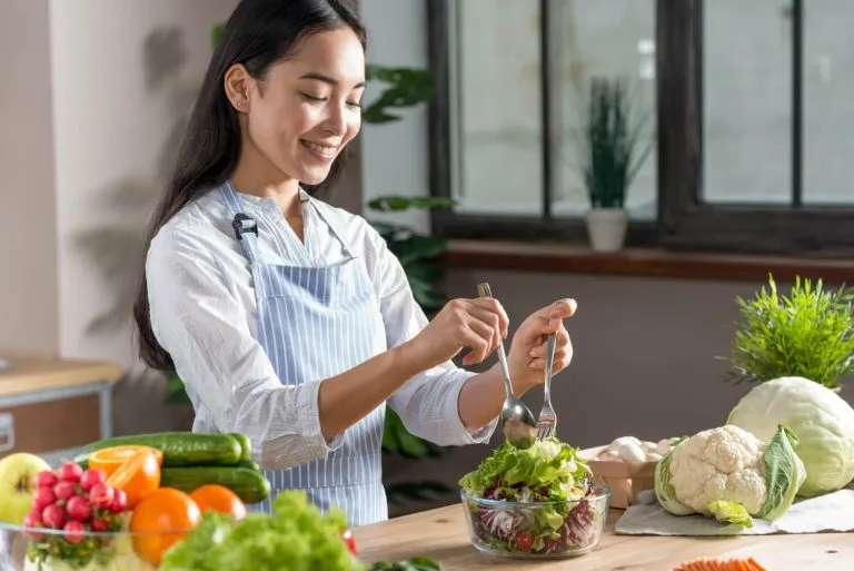 Sayuran yang Tidak Boleh Dimakan Penderita Stroke Apa Saja?  foto :lifepack.id