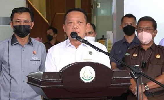 Jaksa Agung Muda Pidana Khusus (Jampidsus) Febrie Ardiansyah mengungkapkan progres kelanjutan kasus dugaan tindak pidana korupsi pada pengadaan satelit slot orbit oleh Kementerian Pertahanan (Kemhan), Selasa (15/2/2022). (Tribunnews) 
