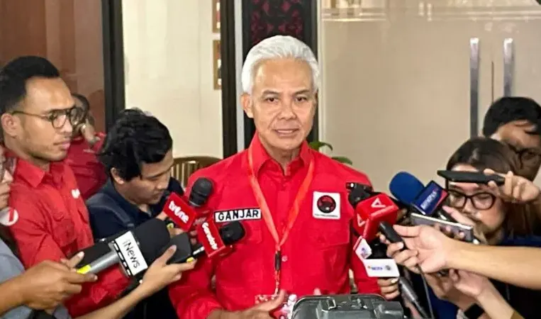 Ganjar Pranowo, Ketua DPP Bidang Pemerintahan dan Otonomi Daerah PDI Perjuangan, di sela-sela pembekalan kepala daerah dan wakil kepala daerah terpilih pilkada 2024 di Sekolah Partai, Jakarta Selatan, Jumat (16/5/2025). (Suara Surabaya)
