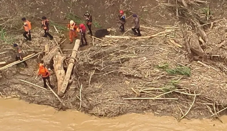 Ilustrasi. Pegunungan Arfak Diterjang Banjir Bandang-Longsor, 19 Orang Hilang. (inews).