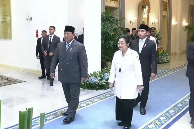 Momen Kebersamaan Prabowo, Gibran & Mega di Upacara Harlah Pancasila. (Istimewa).