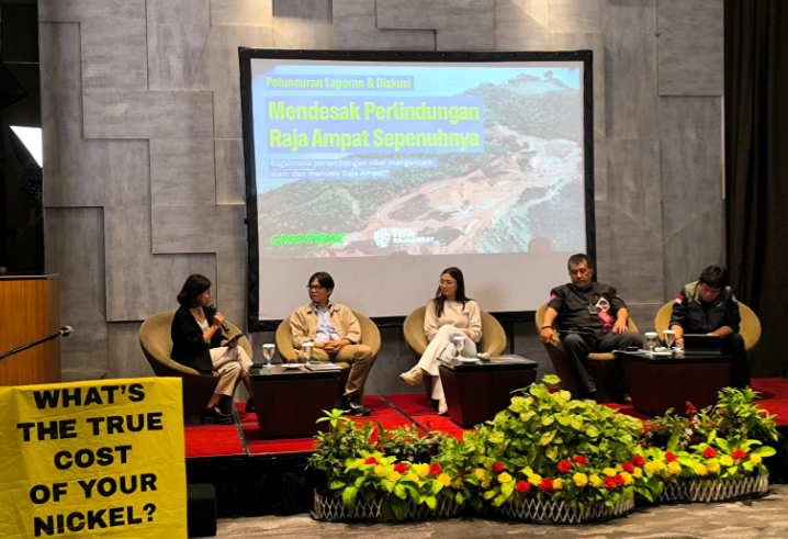Media briefing Greenpeace Indonesia dan diskusi peluncuran laporan ‘Surga yang Hilang’ di Jakarta, Kamis (12/6/2025). (law-justice)