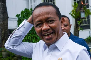 Bahlil Harus Tanggung Jawab Efek Domino Harga Pertamax Melonjak