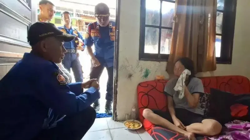 Lapor Polisi Tak Digubris, Korban KDRT di Bekasi Ngadu ke Damkar. (Istimewa).
