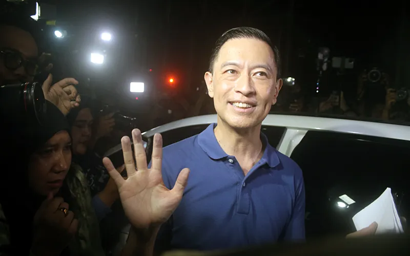 Mantan Menteri Perdagangan (Mendag) Thomas Trikasih Lembong alias Tom Lembong, akhirnya resmi bebas dan keluar dari Rumah Tahanan Cipinang, Jatinegara, Jakarta Timur, Jumat (1/8/2025) malam sekira pukul 22.00. Robinsar Nainggolan