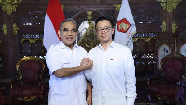 Muzani mengumumkan Sekjen Gerindra berganti jadi Sugiono. (Instagram Muzani)